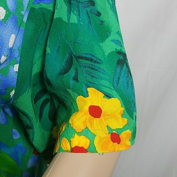 Tropical print dress. - Picture 3 of 4
